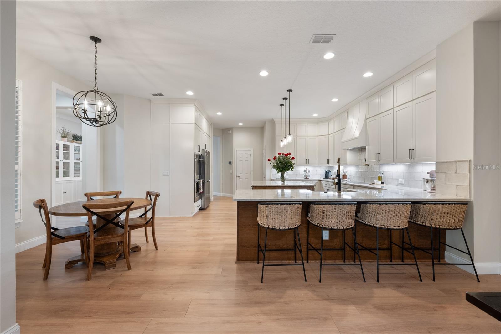 KEENES POINTE - Residential