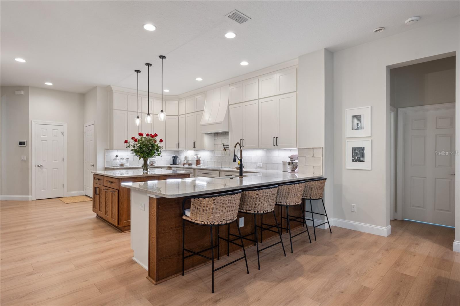 KEENES POINTE - Residential