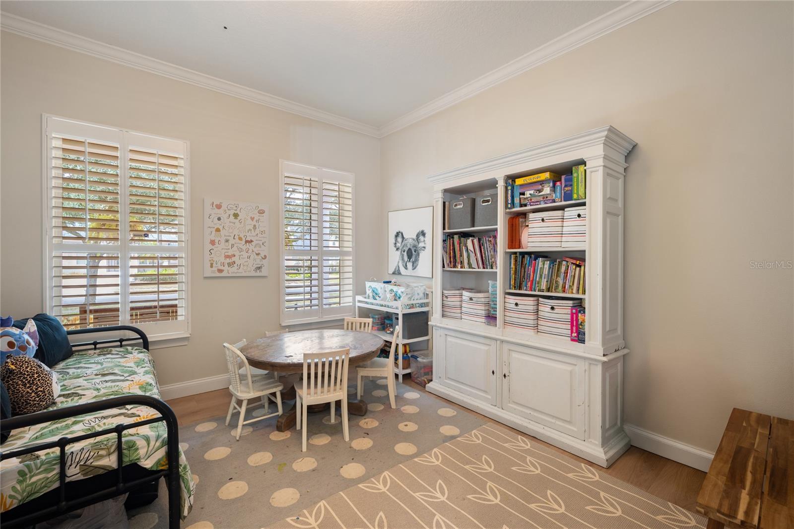 KEENES POINTE - Residential