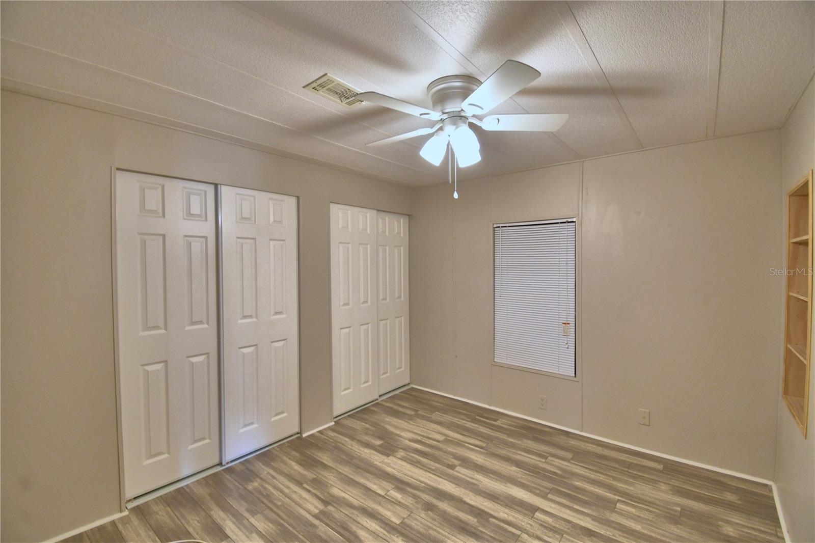 FOXWOOD LAKE ESTATES PH 01 - Residential