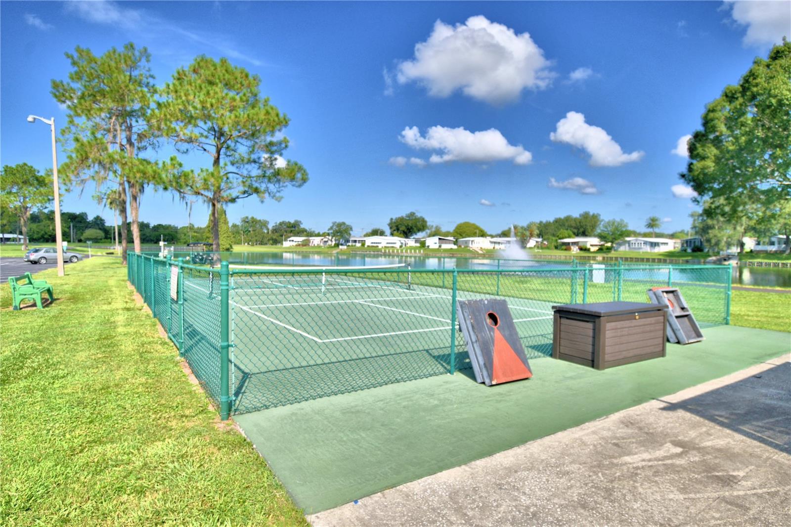 FOXWOOD LAKE ESTATES PH 01 - Residential