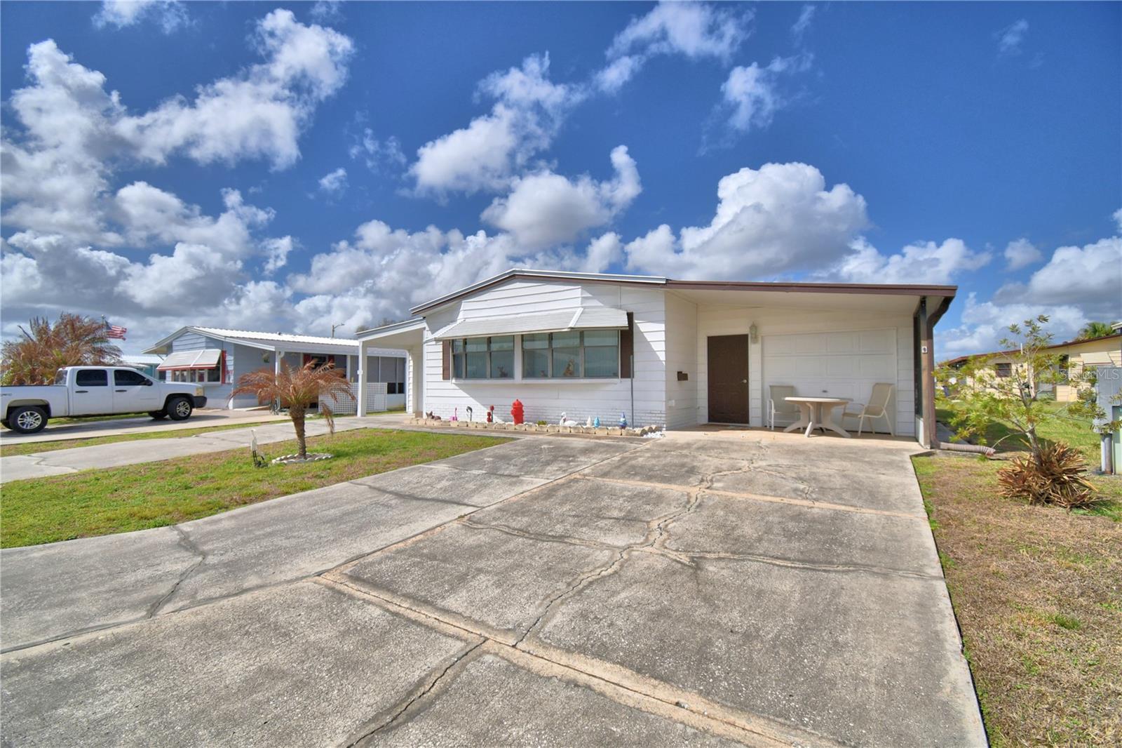 FOXWOOD LAKE ESTATES PH 01 - Residential