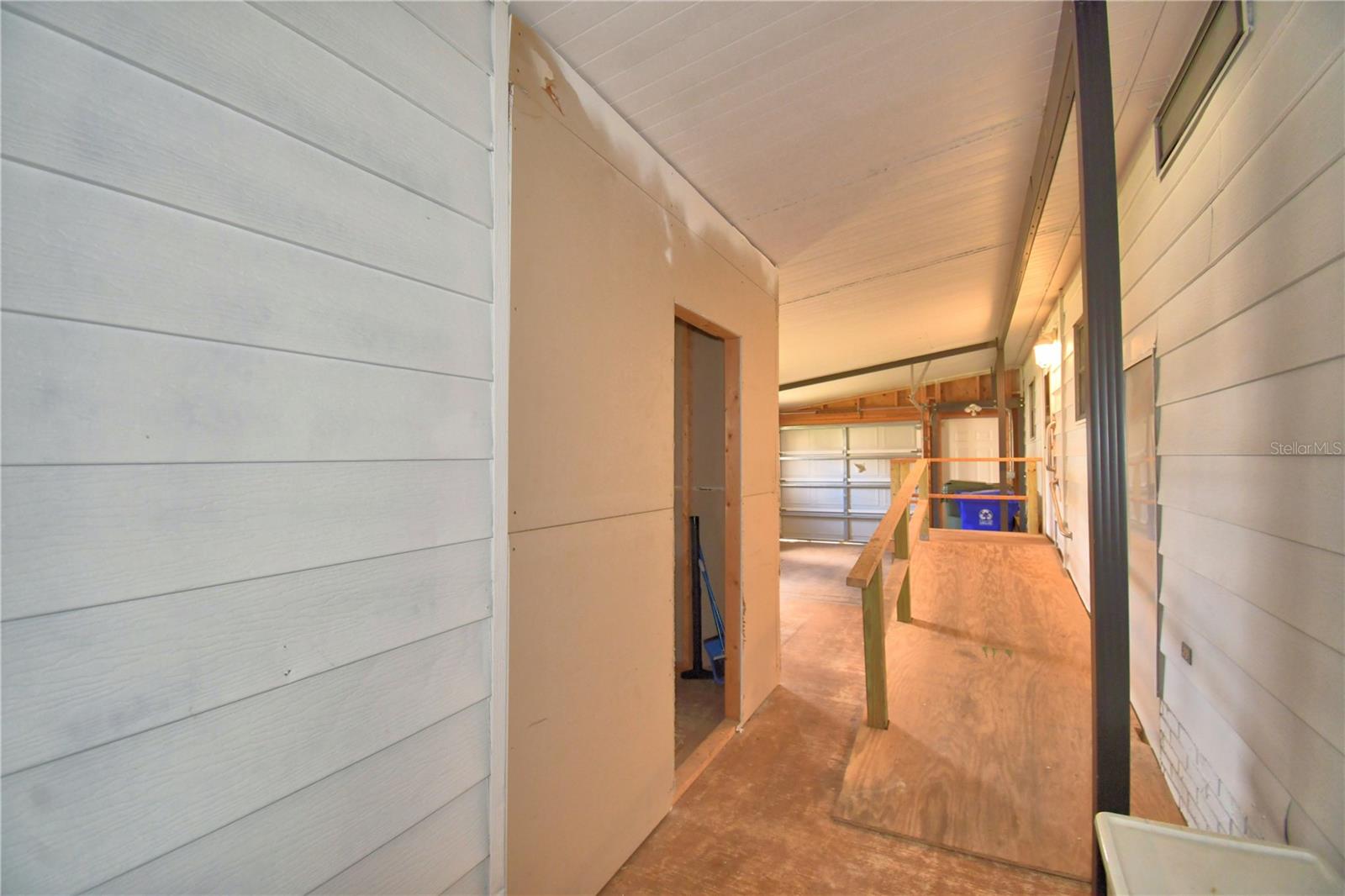 FOXWOOD LAKE ESTATES PH 01 - Residential