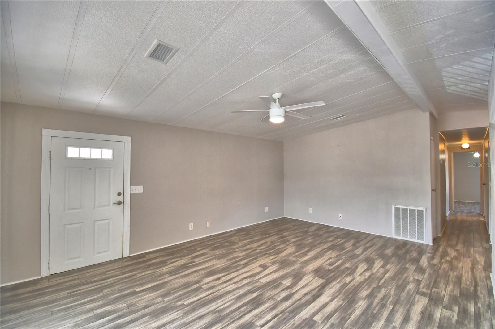 FOXWOOD LAKE ESTATES PH 01 - Residential