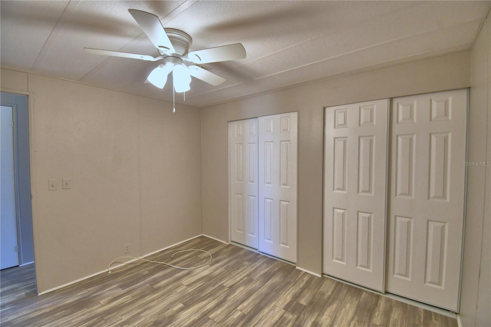 FOXWOOD LAKE ESTATES PH 01 - Residential