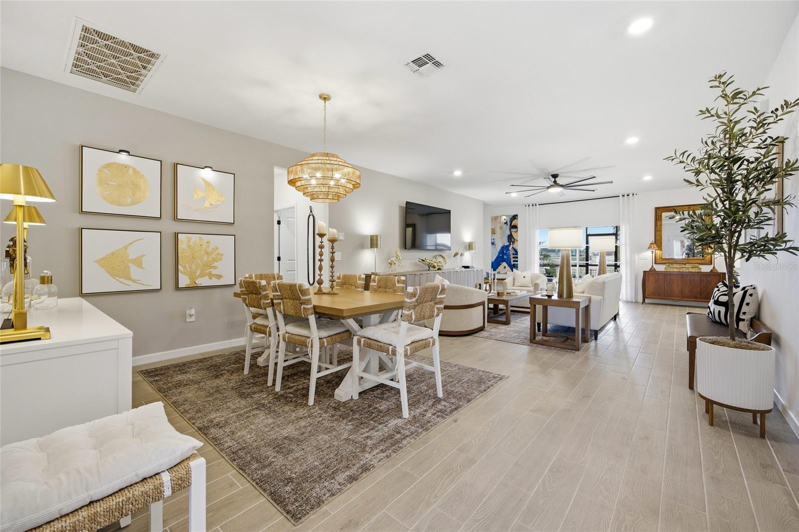PIONEER RANCH - Residential
