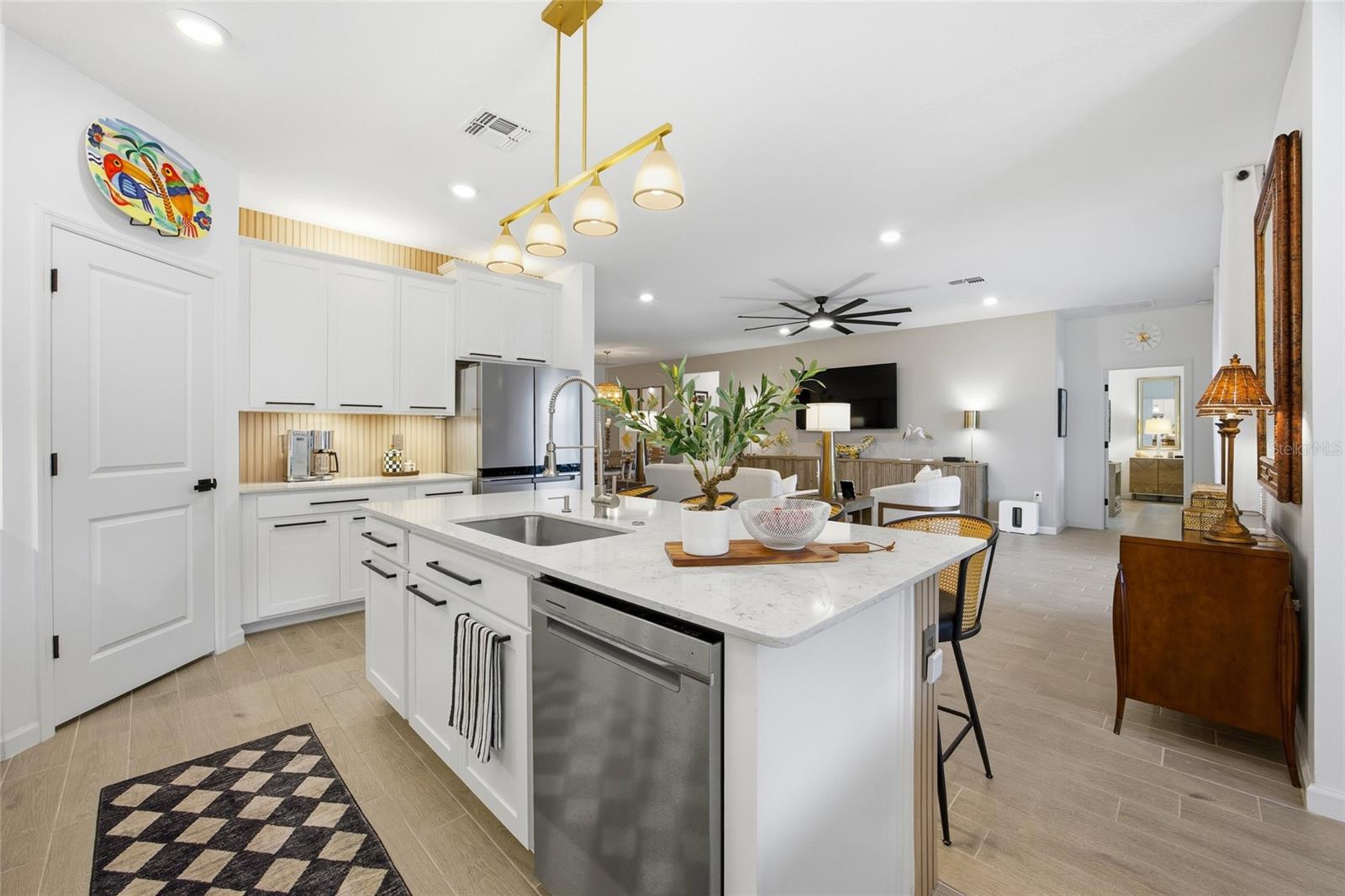 PIONEER RANCH - Residential