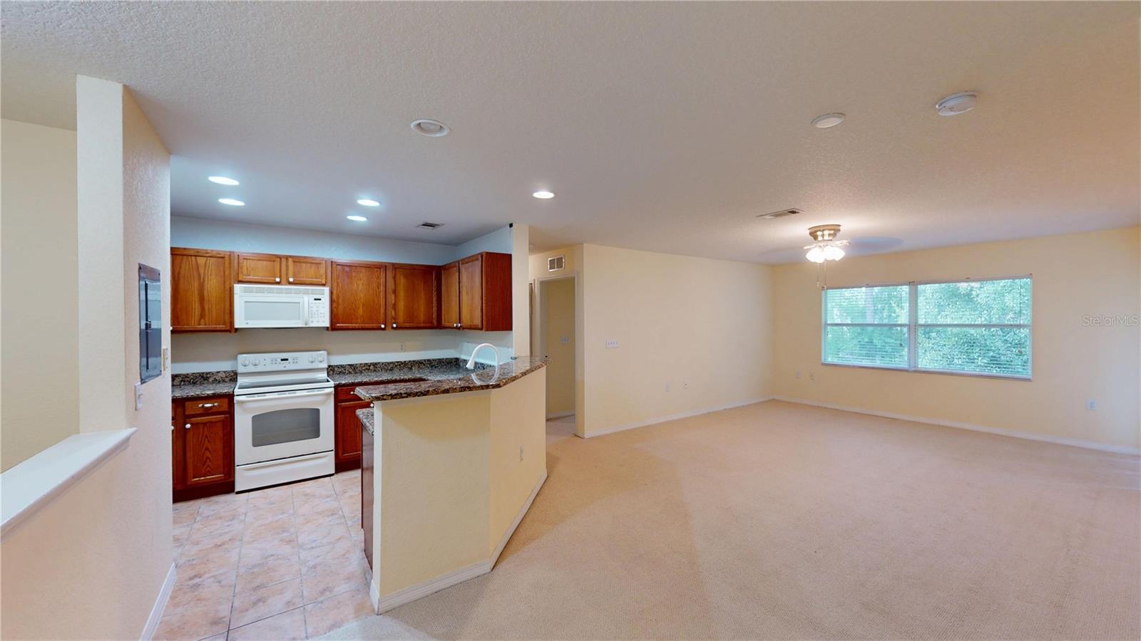 PALM POINTE I CONDO - Residential