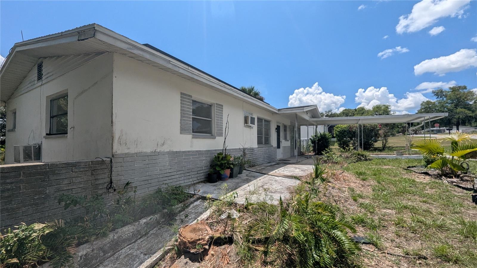 BEVERLY HILLS UNIT 02 - Residential