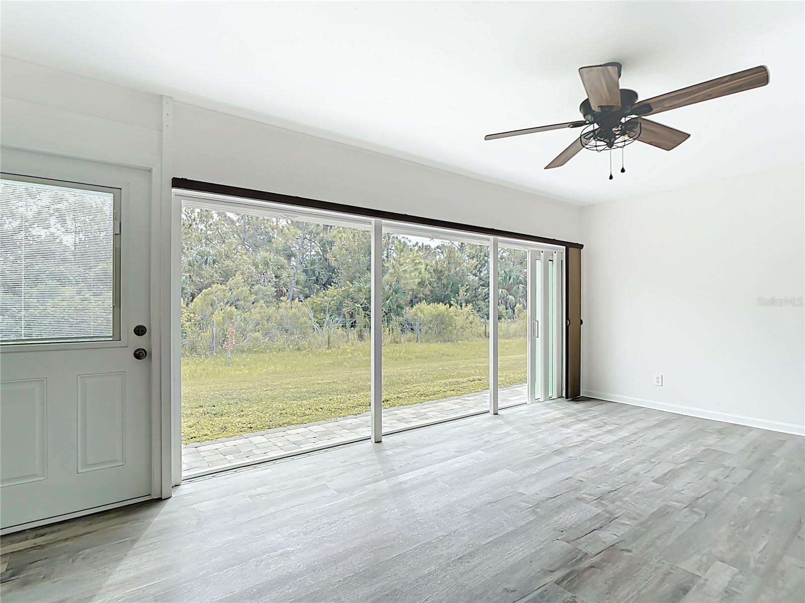CIRCLE WOODS OF VENICE 1 - Residential