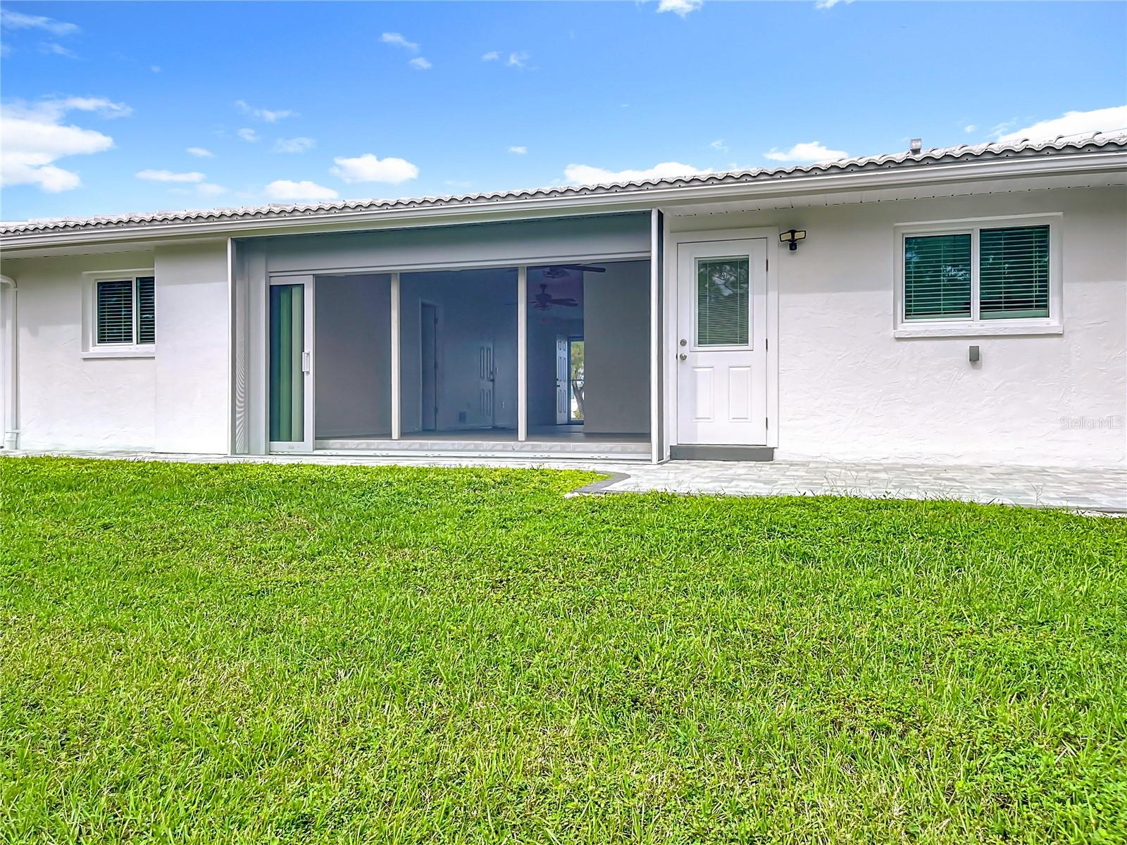 CIRCLE WOODS OF VENICE 1 - Residential