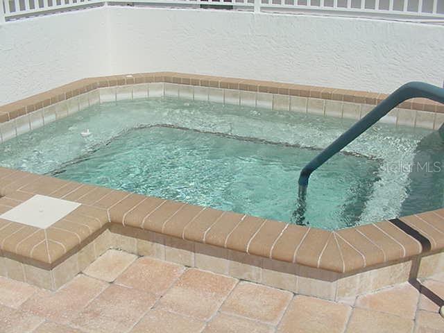 CIRCLE WOODS OF VENICE 1 - Residential