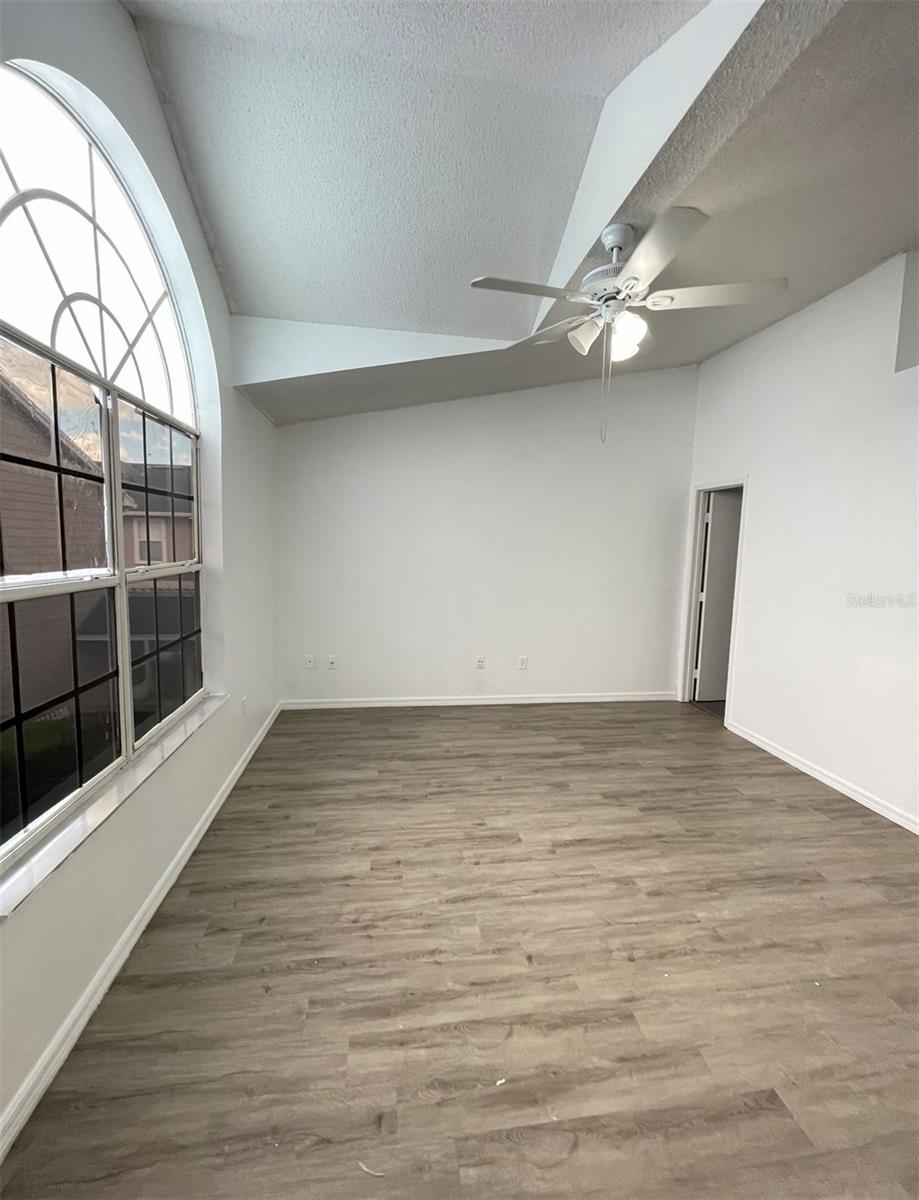 THATCHERS LANDING CONDO 03 - Residential Lease