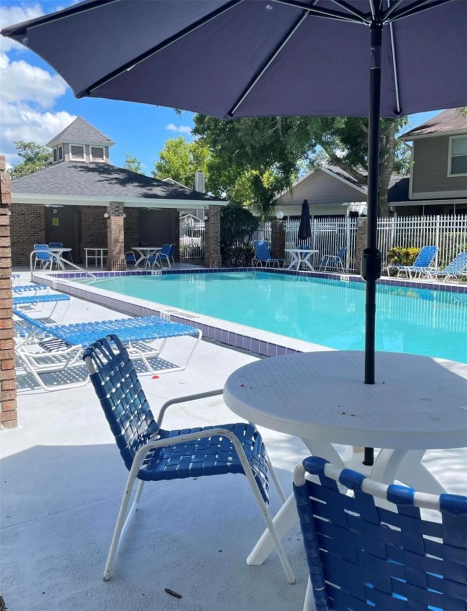 THATCHERS LANDING CONDO 03 - Residential Lease