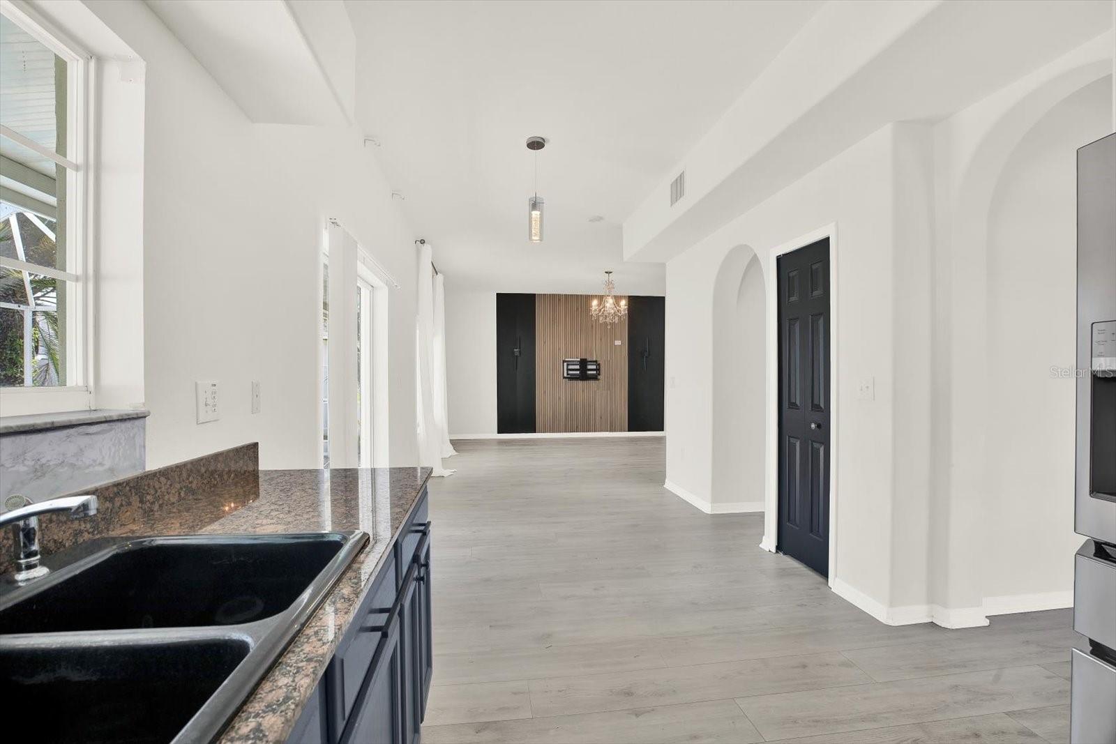 GRAND OAKS PHASE 2 UNITS 1 & 2 - Residential Lease