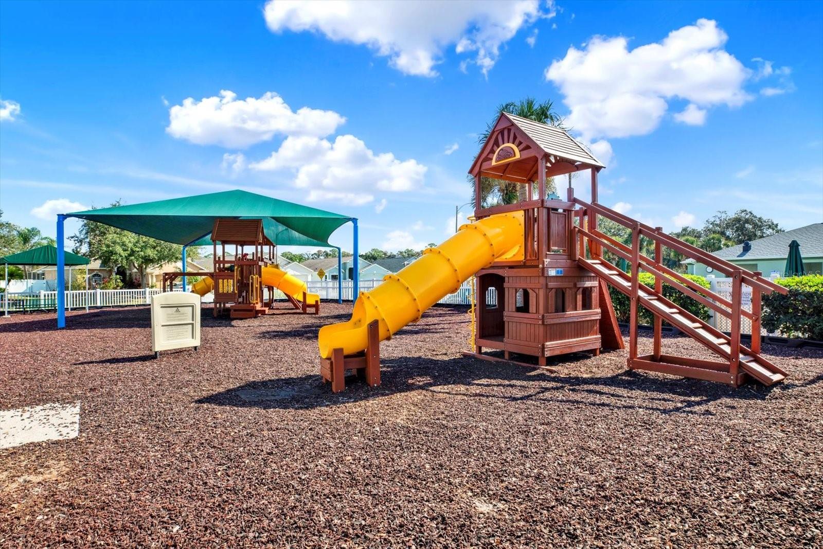 GRAND OAKS PHASE 2 UNITS 1 & 2 - Residential Lease