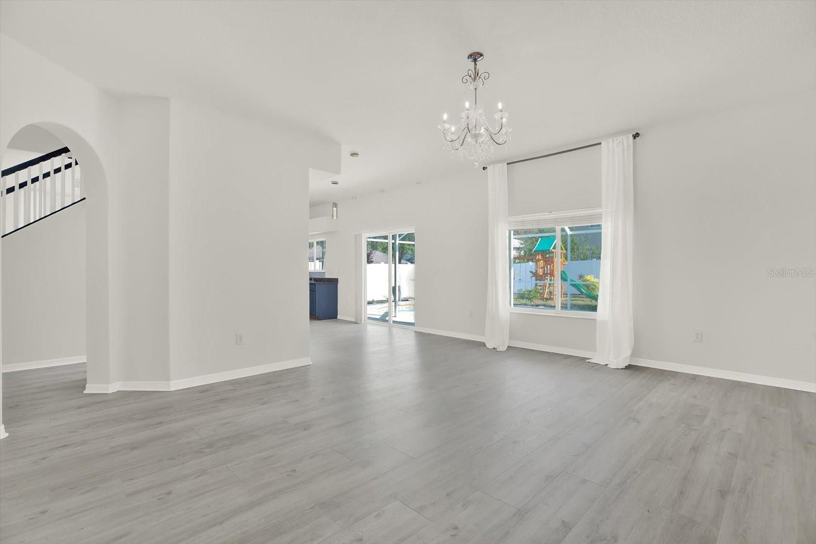 GRAND OAKS PHASE 2 UNITS 1 & 2 - Residential Lease