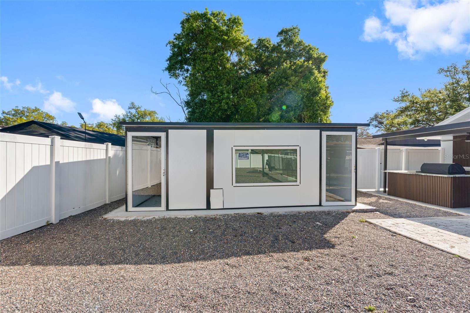 BRANDON LAKEWOOD ESTATES ADD - Residential