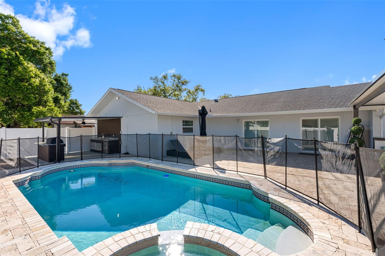 BRANDON LAKEWOOD ESTATES ADD - Residential