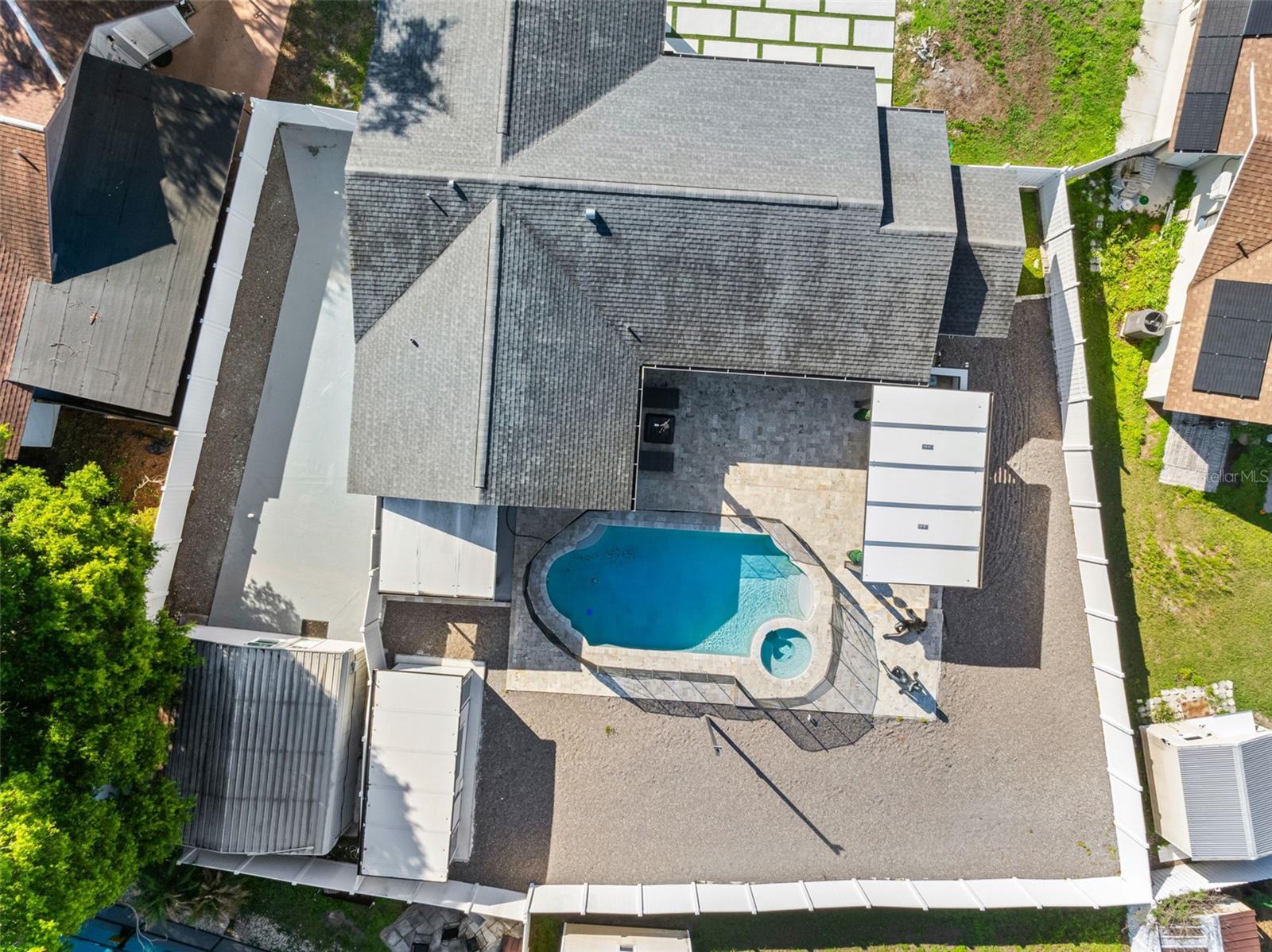 BRANDON LAKEWOOD ESTATES ADD - Residential