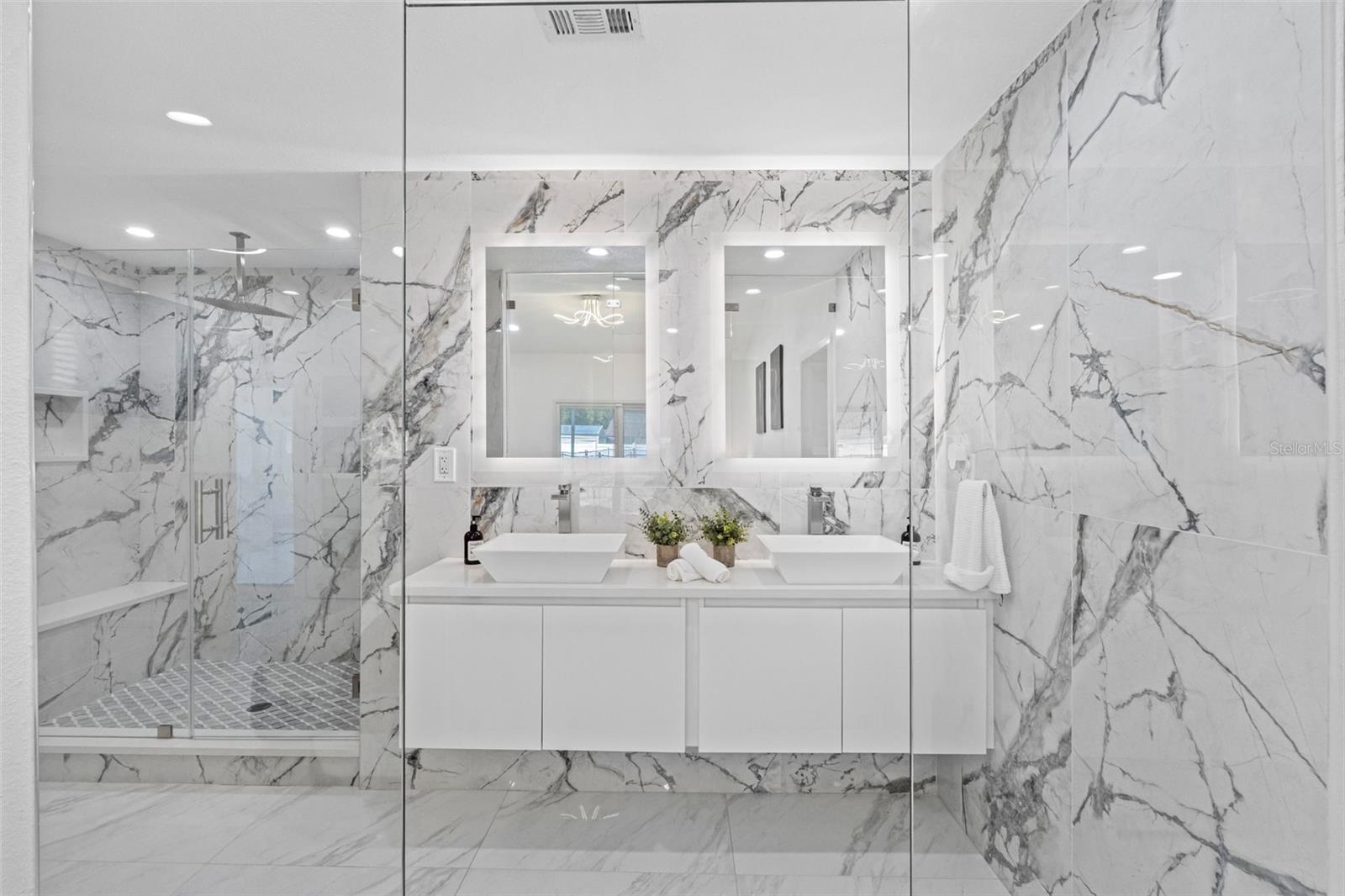 BRANDON LAKEWOOD ESTATES ADD - Residential