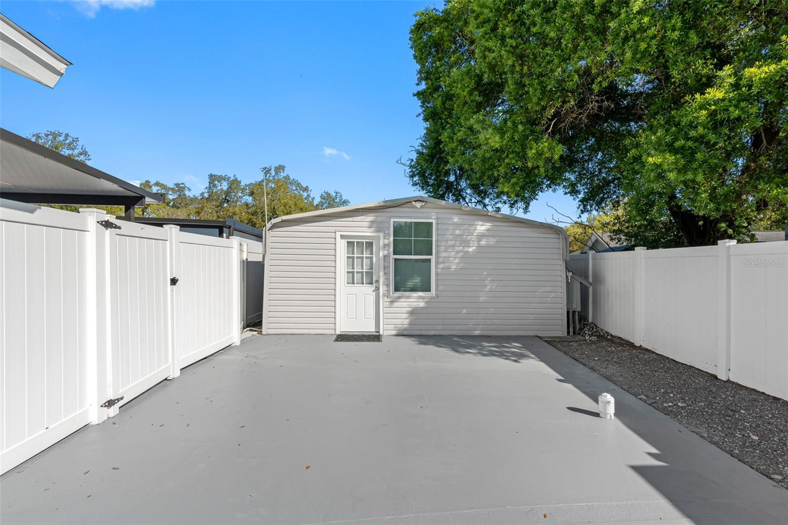 BRANDON LAKEWOOD ESTATES ADD - Residential