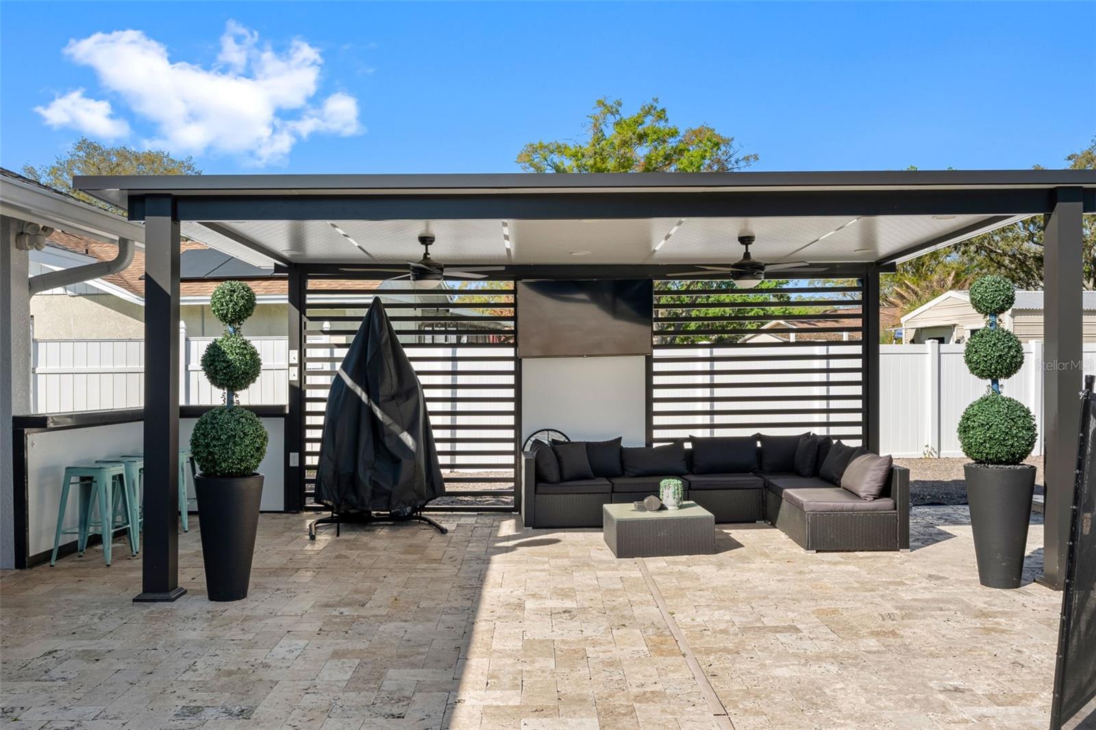 BRANDON LAKEWOOD ESTATES ADD - Residential