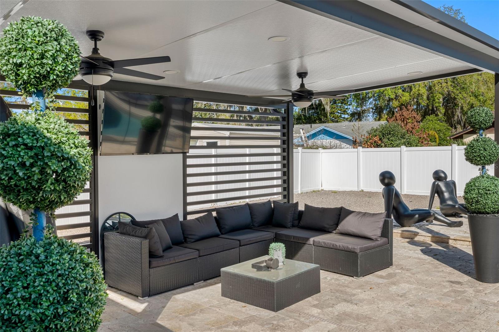 BRANDON LAKEWOOD ESTATES ADD - Residential