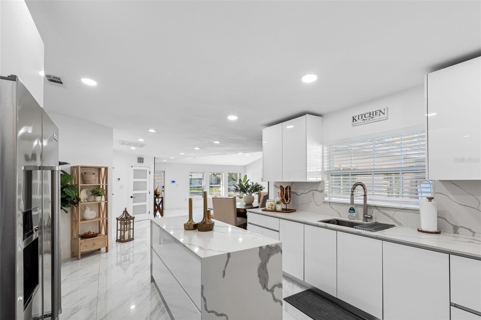 BRANDON LAKEWOOD ESTATES ADD - Residential