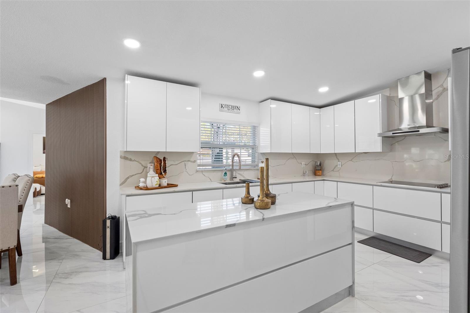 BRANDON LAKEWOOD ESTATES ADD - Residential