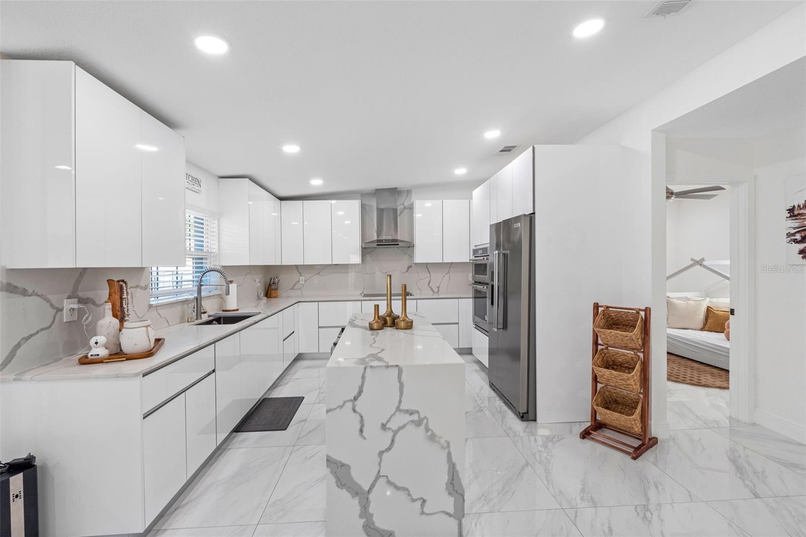 BRANDON LAKEWOOD ESTATES ADD - Residential