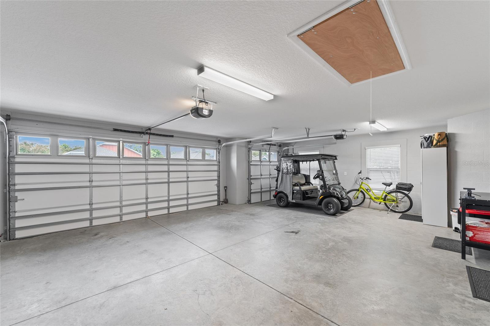 VILLAGES/SOUTHERN OAKS CADE VI - Residential