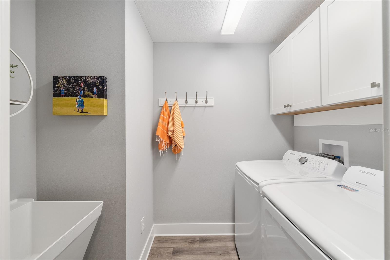 VILLAGES/SOUTHERN OAKS CADE VI - Residential