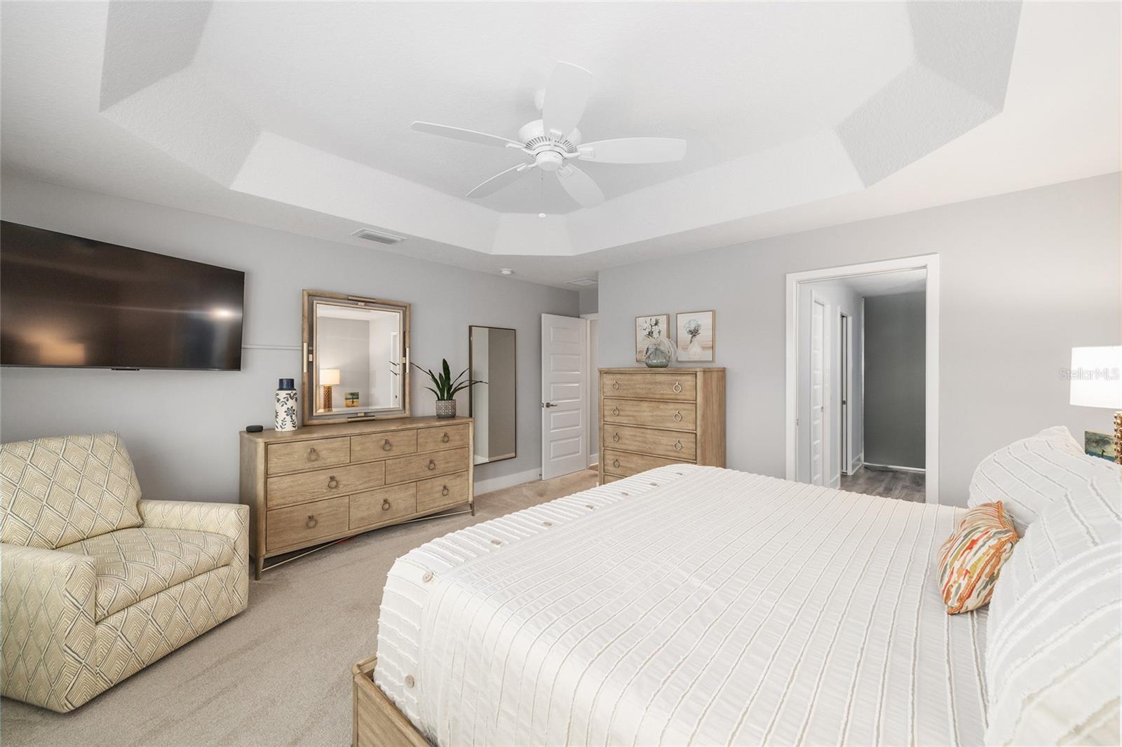 VILLAGES/SOUTHERN OAKS CADE VI - Residential