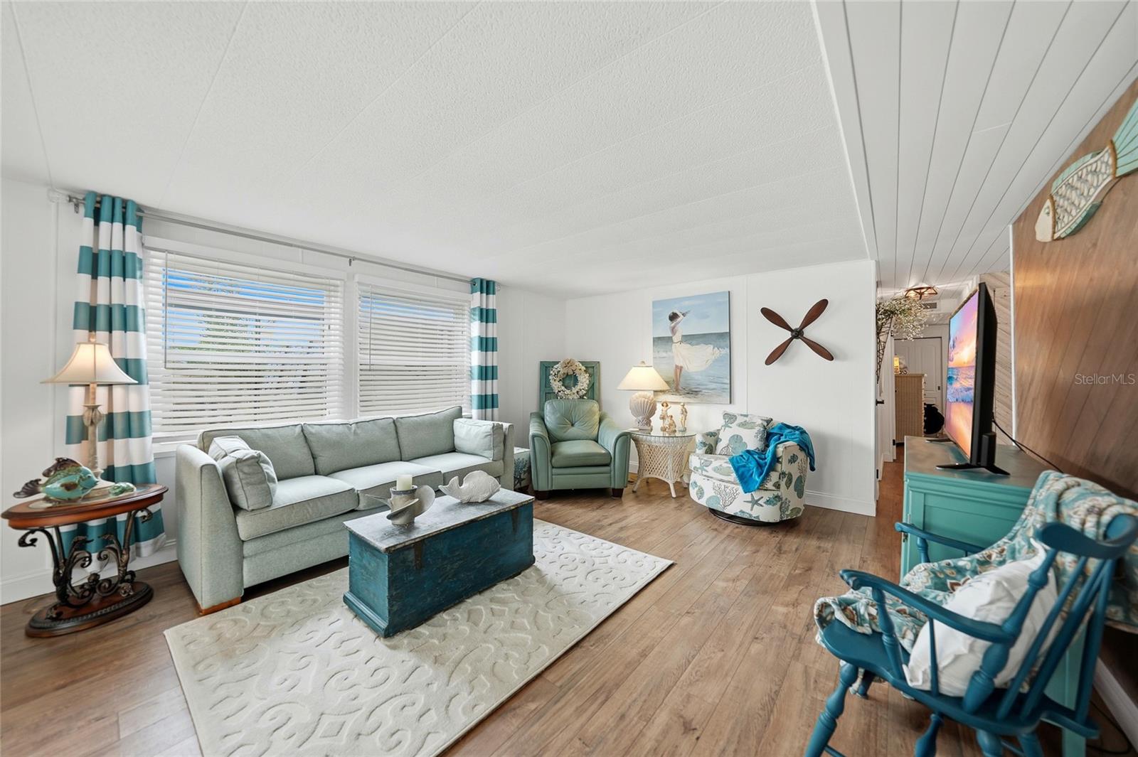 TRAILER ACRES - Residential