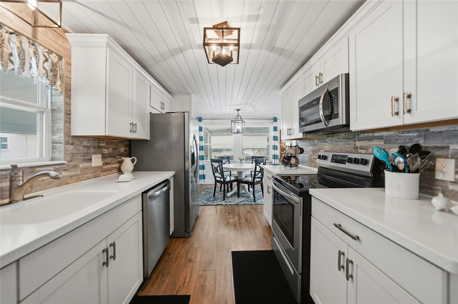 TRAILER ACRES - Residential