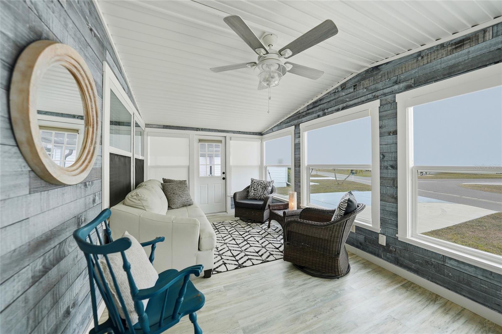 TRAILER ACRES - Residential