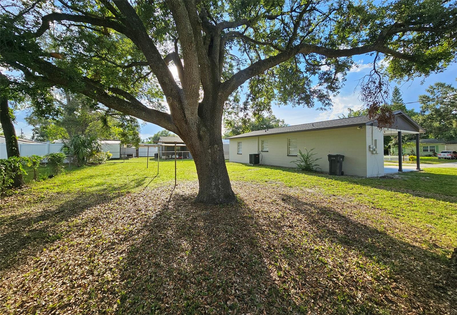 8017 TUDOR PLACE
