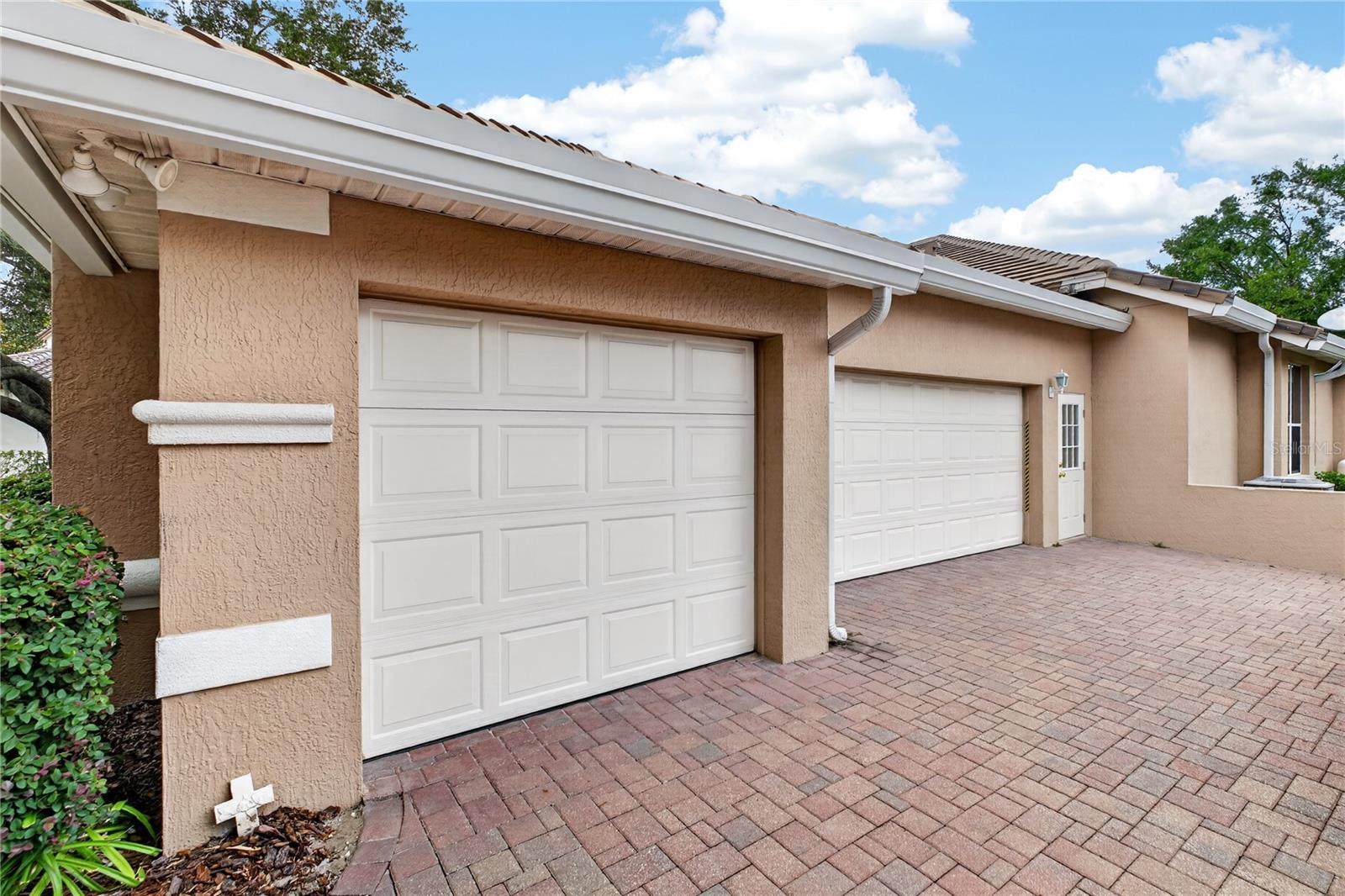 1911 BELFORD COURT