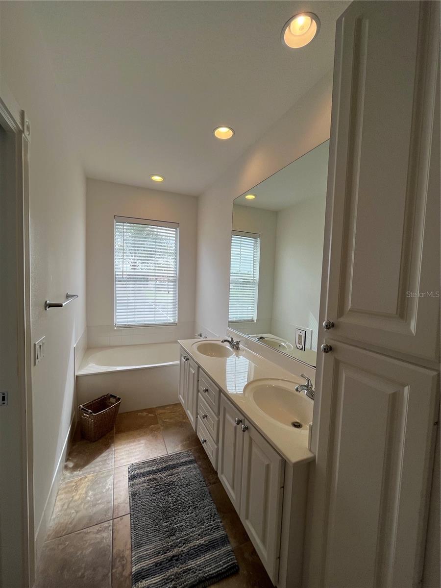 ISLES OF SARASOTA - Residential