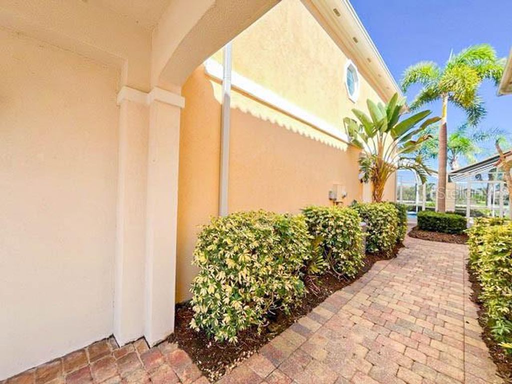 Photo of 1707 Burgos Drive, Sarasota, FL 34238 (MLS # A4665194)