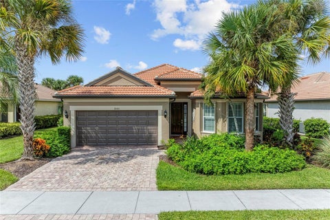 Photo of 19143 Kirella Street, Venice, FL 34293 (MLS # N6146145)