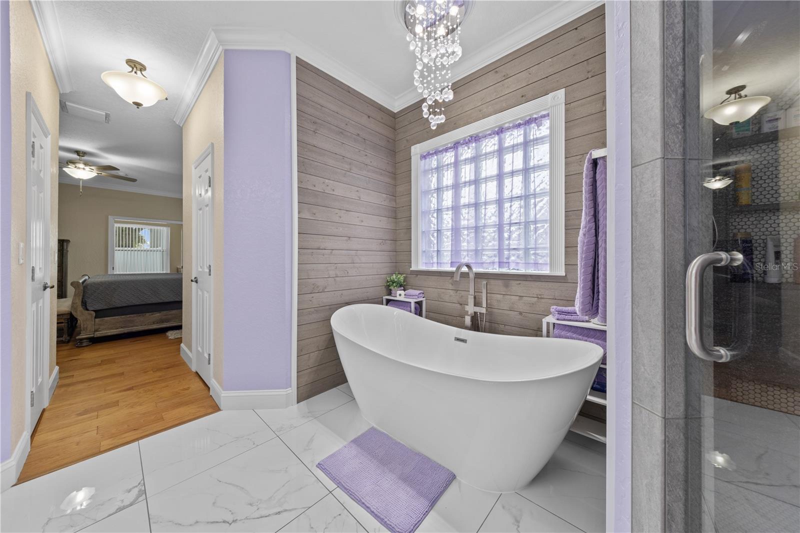 HAMILTON RIDGE - Residential