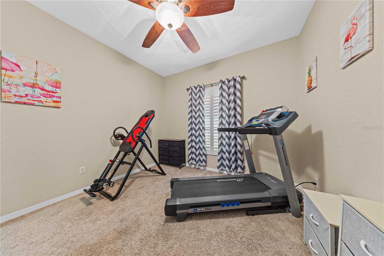 HAMILTON RIDGE - Residential