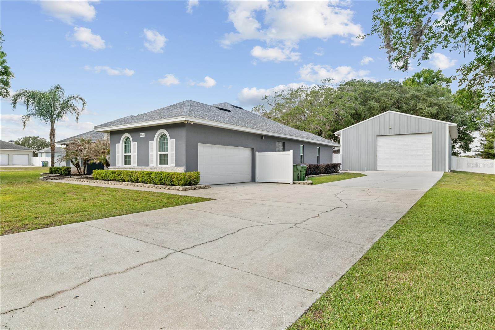 HAMILTON RIDGE - Residential