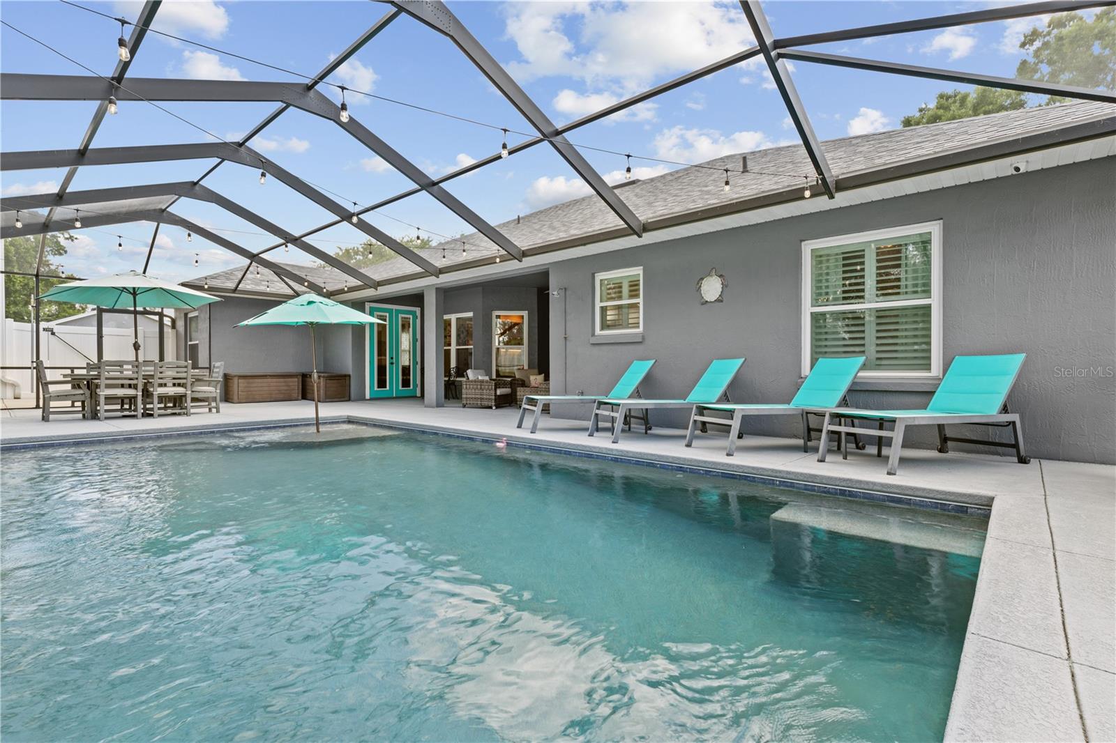 HAMILTON RIDGE - Residential