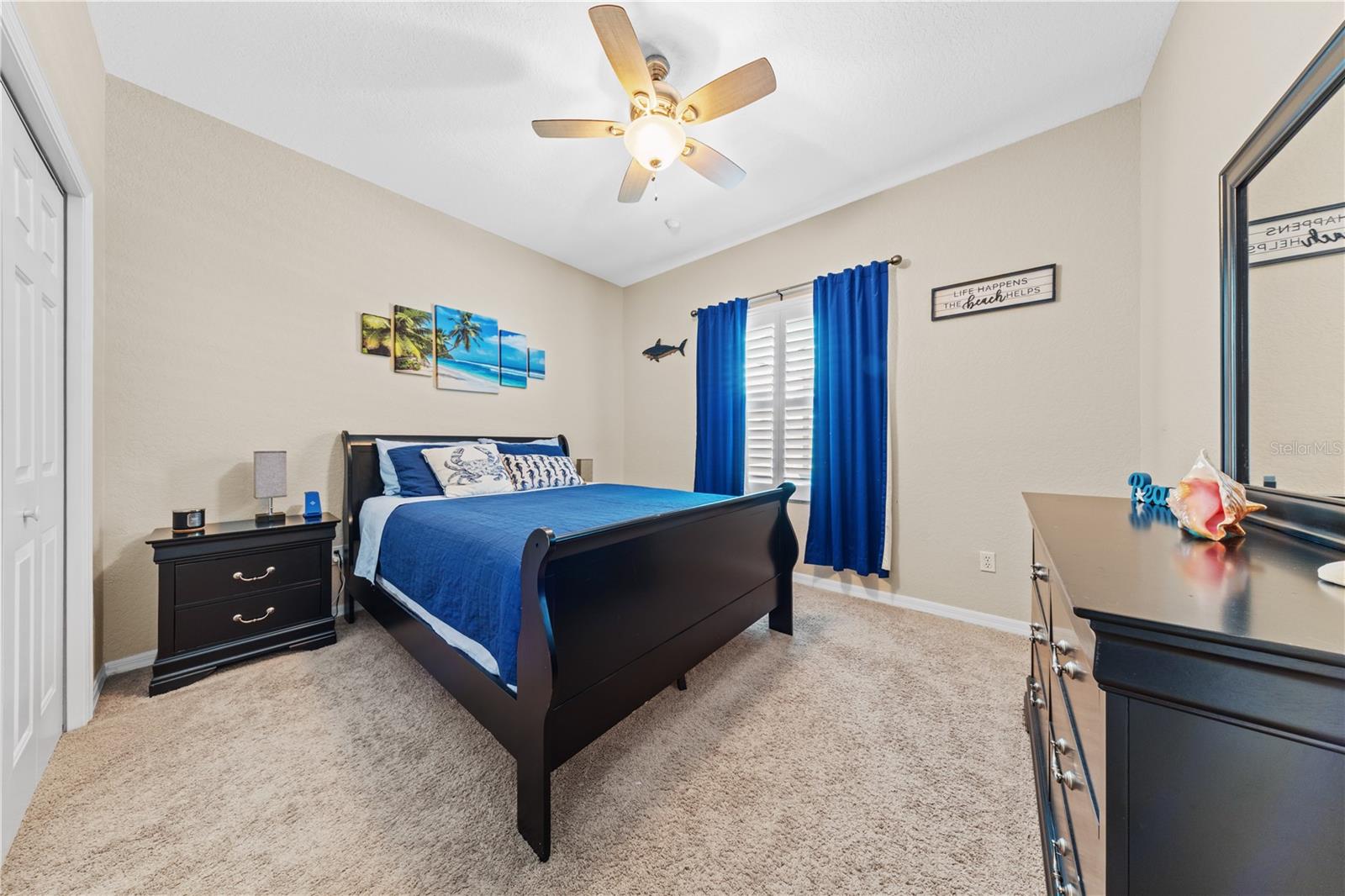 HAMILTON RIDGE - Residential