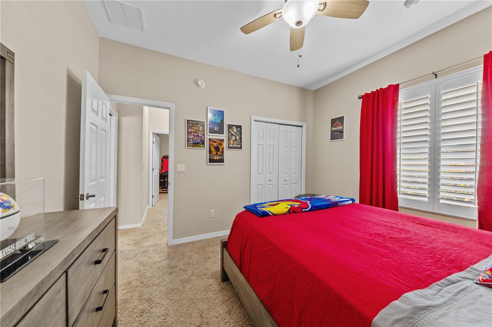 HAMILTON RIDGE - Residential