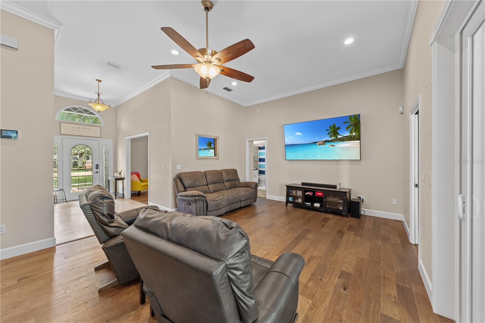HAMILTON RIDGE - Residential
