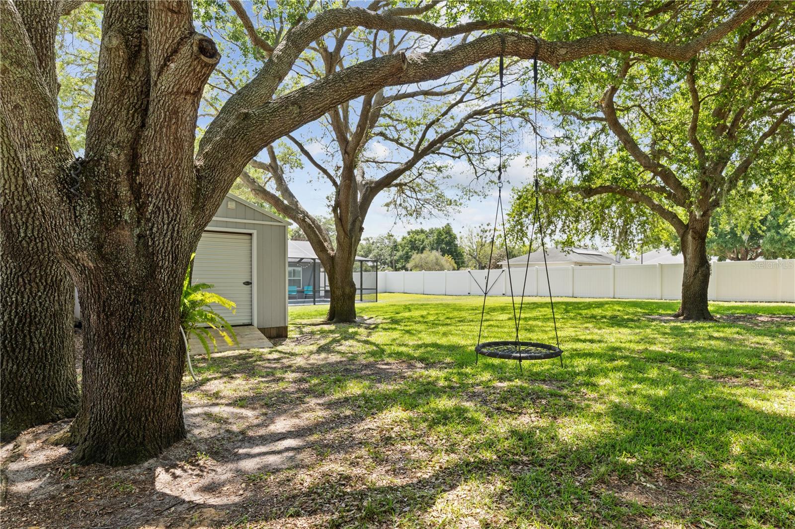HAMILTON RIDGE - Residential